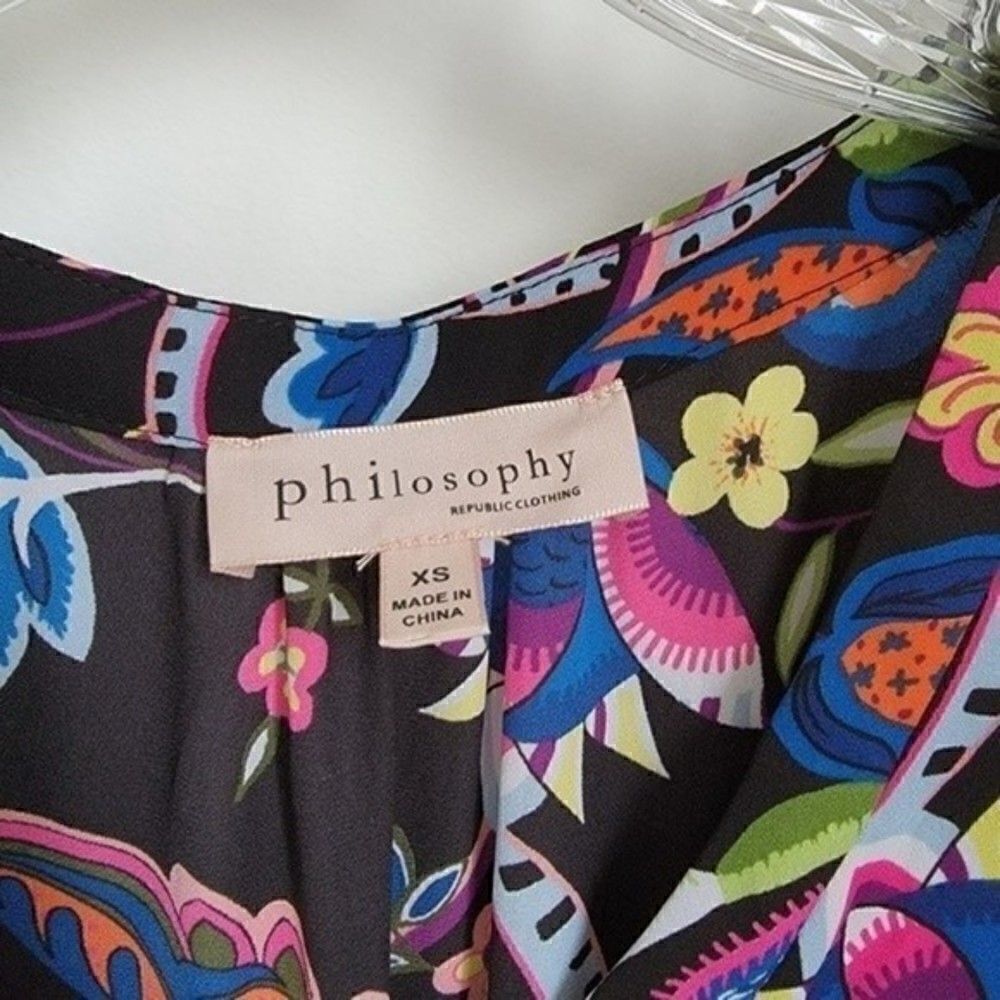 Philosophy Black Floral Print V-Neck Blouse Sz XS - Picture 4 of 10